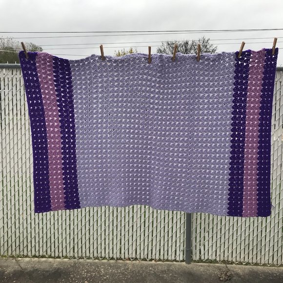 Vintage Granny Afghan Multi Purple 70's BoHo Cottagcore MCM Grandmas Attic - Picture 1 of 7